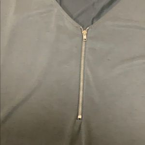 Green Envelope Tops - top with zipper detail in the front in size XL Green Envelope Tops - top with zipper detail in the front in size XL